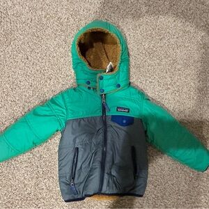 Patagonia Kids Two-Tone Green and Gray Puffer Jacket with Hood